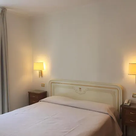 Apart-hotel Genovese Elena